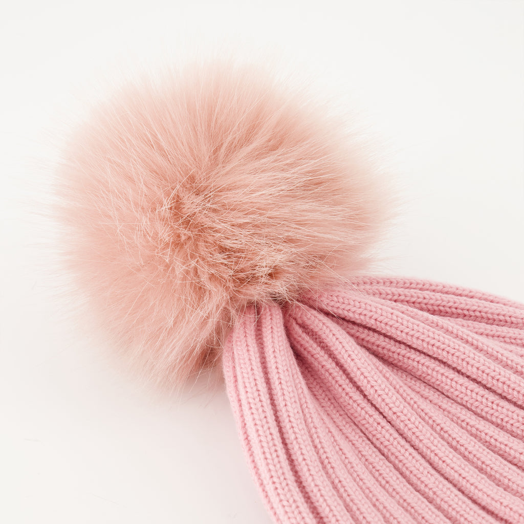 Imagem do gorro de lã com pompom da marca Moncler para Mulher - Temporada Outono-Inverno 2025 - Vista Detalhada_3