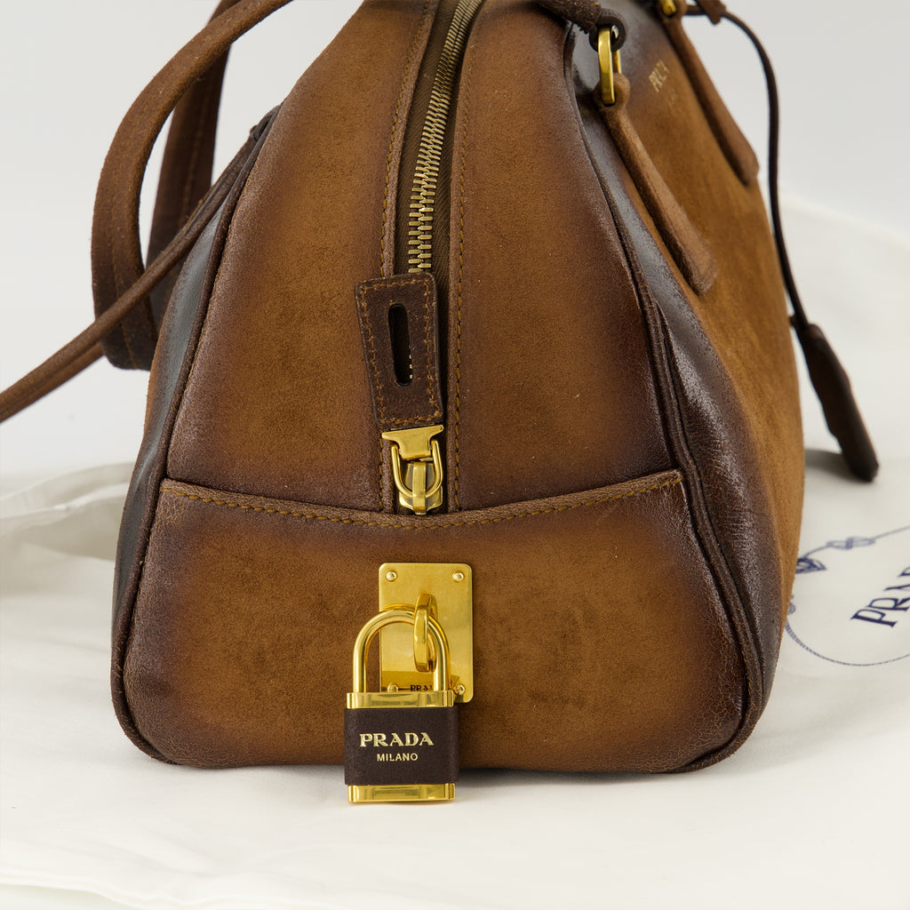 Image de l'article Sac Bowling de la marque Prada pour Femme - Saison Automne-Hiver 2025 - Vue détaillée_3