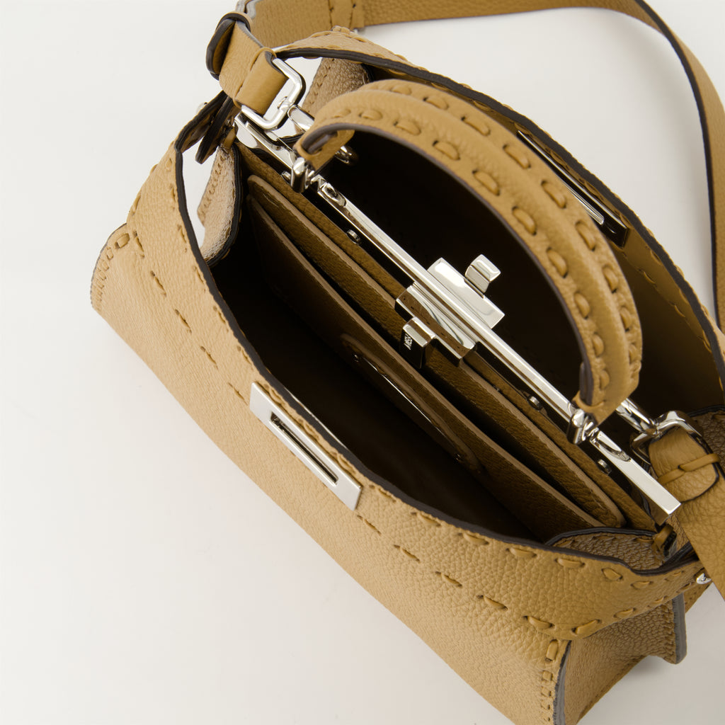 ハンドバッグ・ショルダーバッグ ピーカブー アイシーユー バッグ Fendi 茶色 Femme