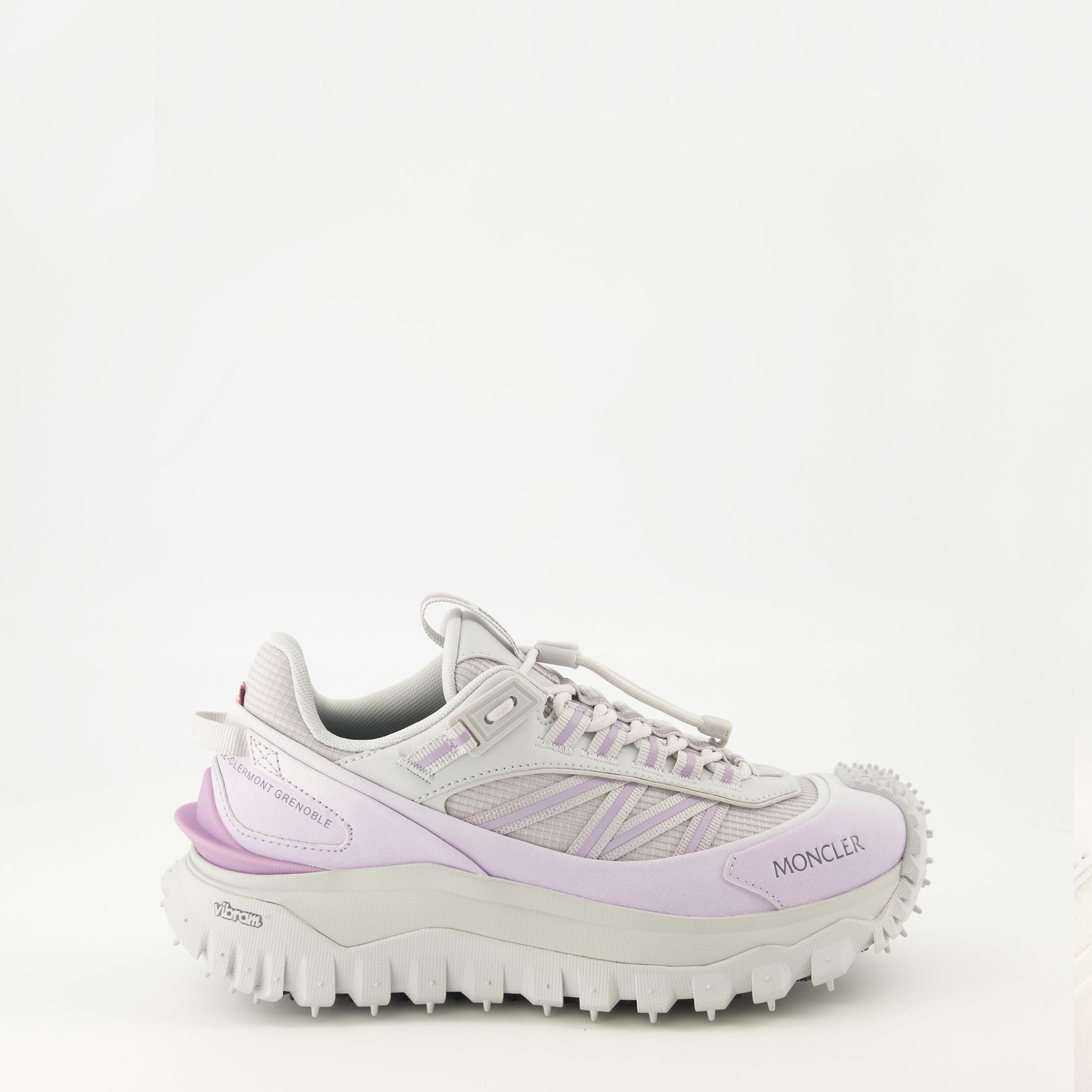 Image de l'article Baskets Trailgrip rose de la marque Moncler pour Femme - Saison Printemps-Été 2026 - Vue latérale droite