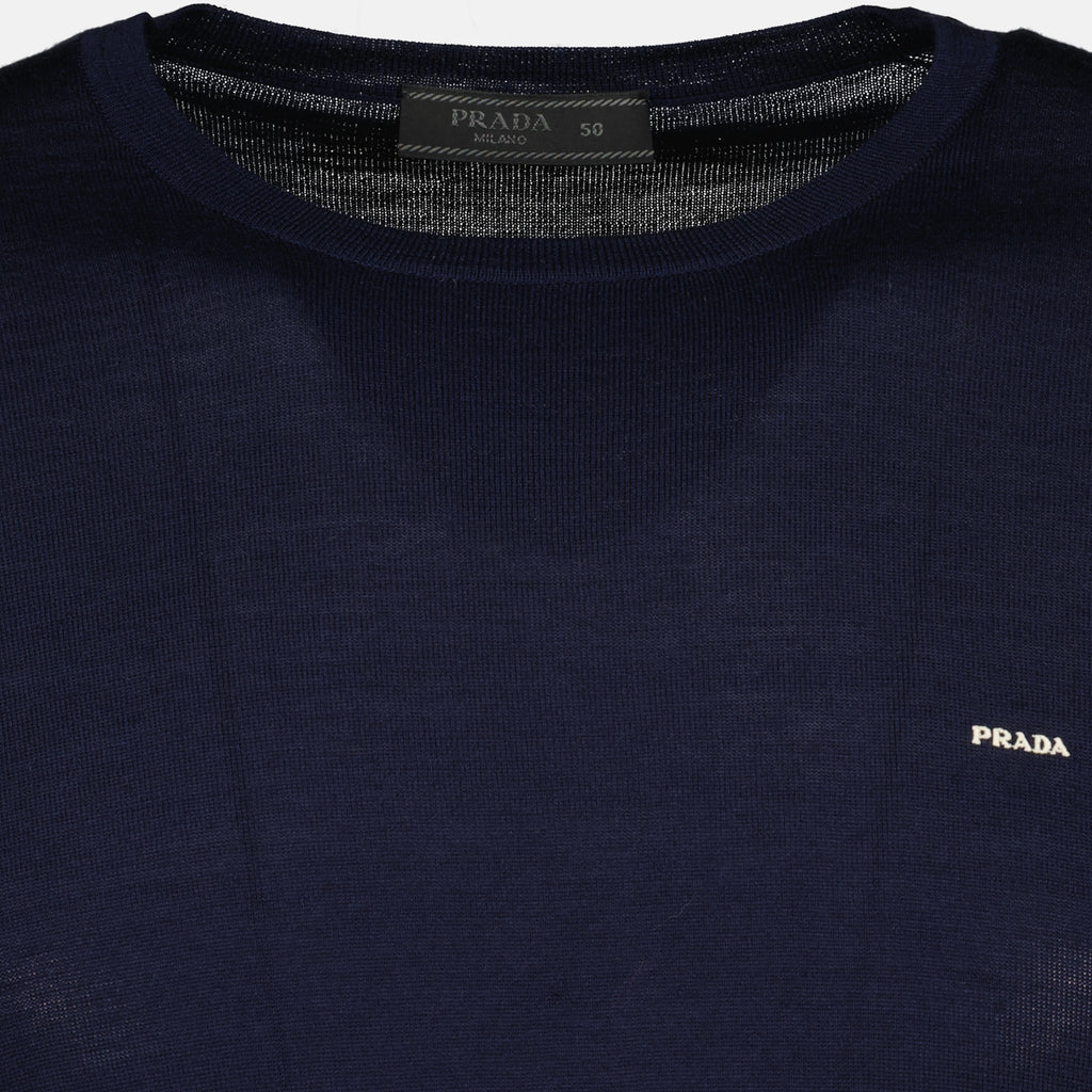Image de l'article Pull en laine fine bleu marine de la marque Prada pour Homme - Saison Printemps-Été 2026 - Vue détaillée_1