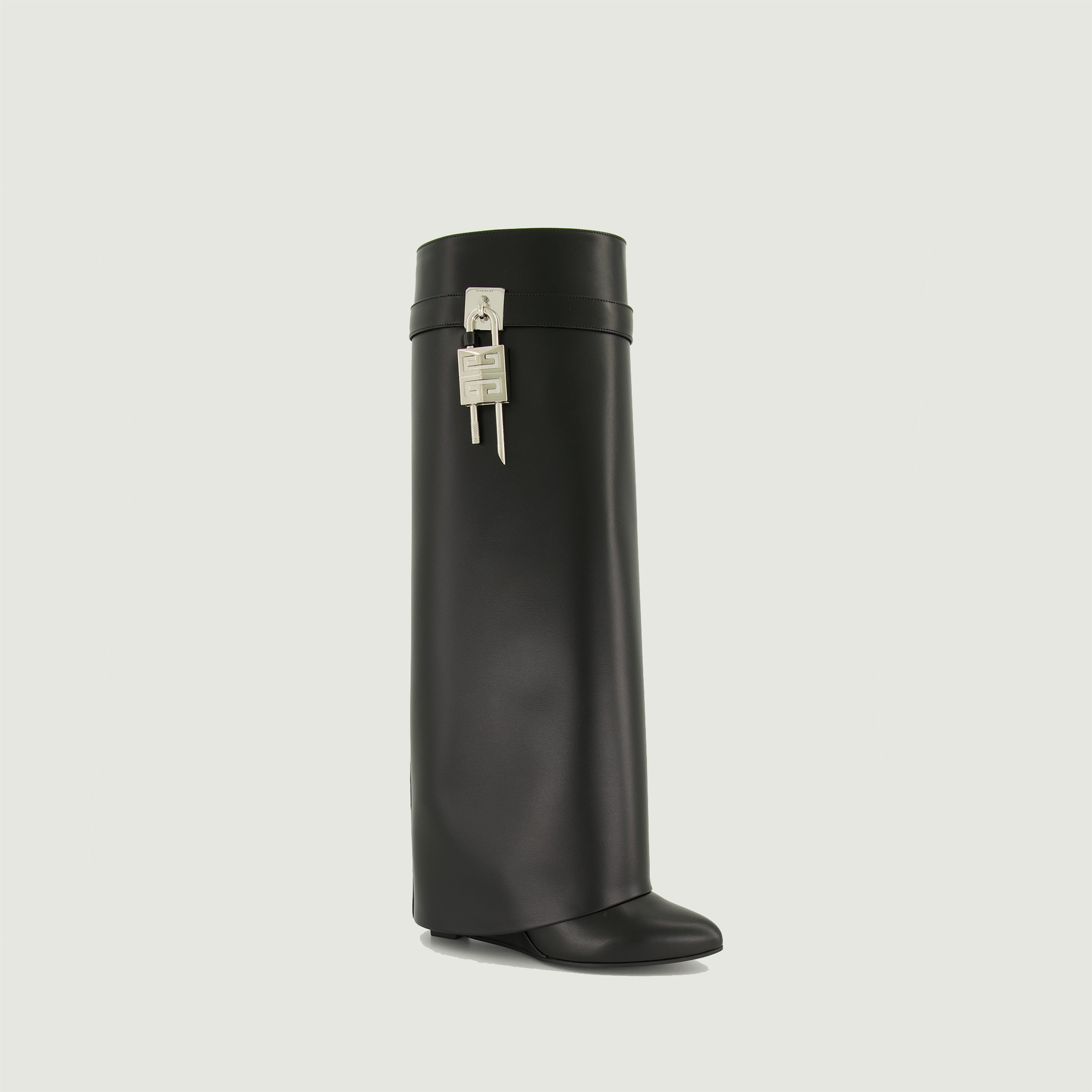 Boots Shark Lock Boots Givenchy Black Femme