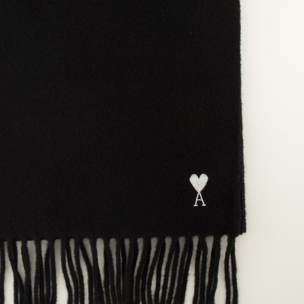 Écharpes, foulards et gants Écharpe noire en laine Ami PARIS Noir Unisexe
