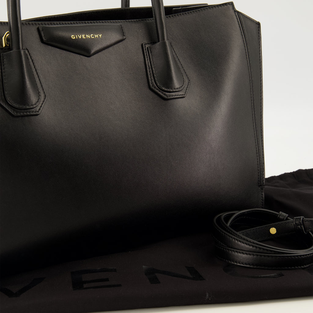 Sacs cabas Bolso Antigona Catchall Mediano de Cuero Negro Givenchy Noir Femme