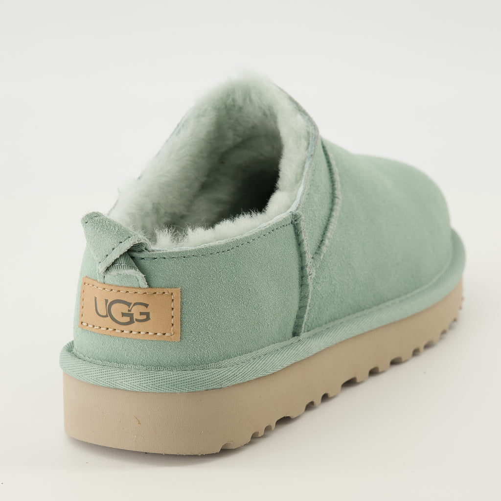 Immagine degli stivaletti Classic Micro verdi del marchio Ugg per donna - Stagione Primavera-Estate 2026 - Vista posteriore
