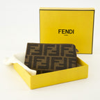 Image of the Fendi Women's Slim Baguette Wallet - Autumn-Winter 2025 - Detailed View_3