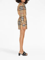 Shorts Short à carreaux Burberry Beige Femme
