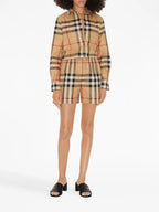 Shorts Short à carreaux Burberry Beige Femme