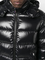 Image de l'article Doudoune Maya de la marque Moncler pour Homme - Saison Automne-Hiver 2025 - Vue détaillée_5