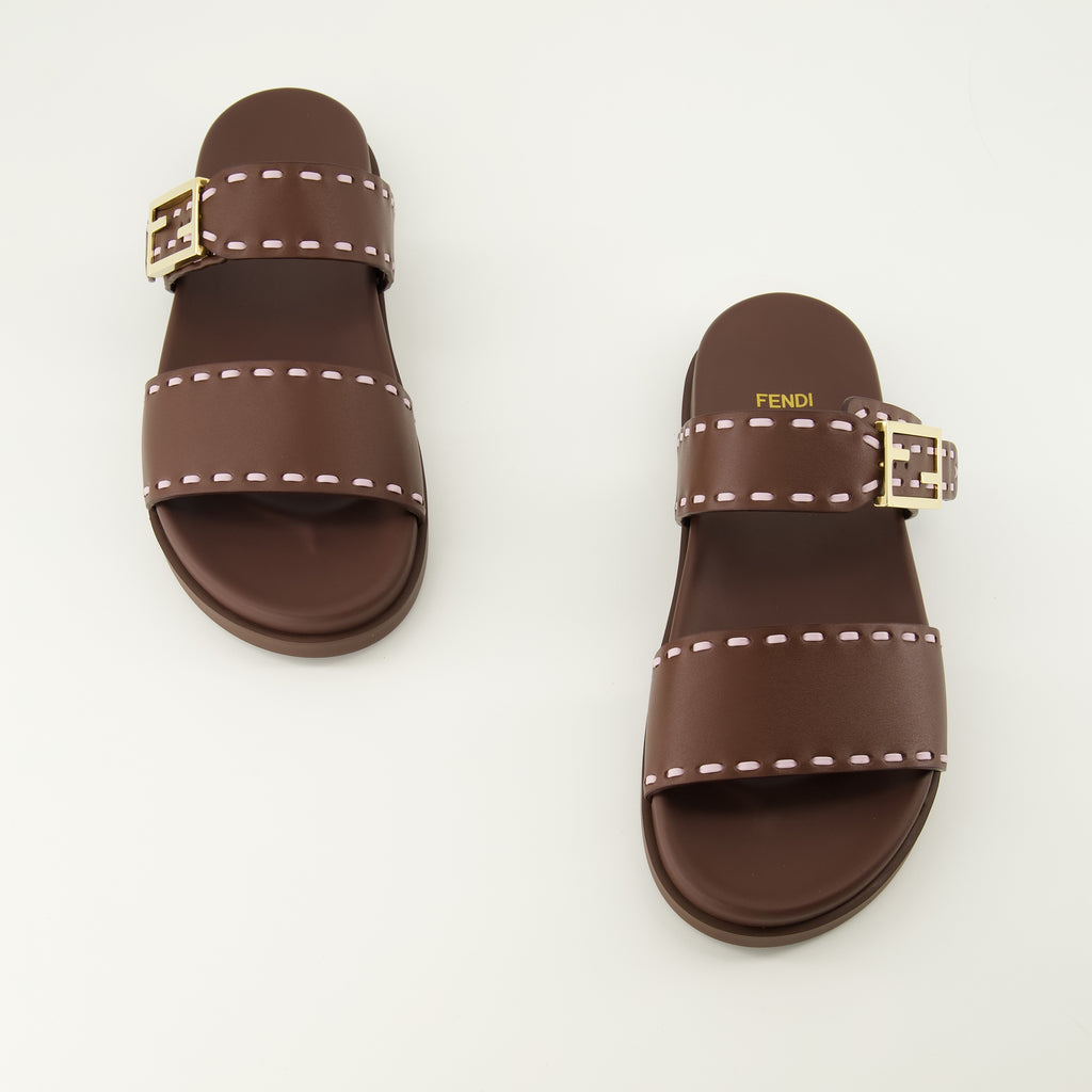 Chaussures ouvertes 펜디 필 브라운 가죽 샌들 Fendi Marron Femme