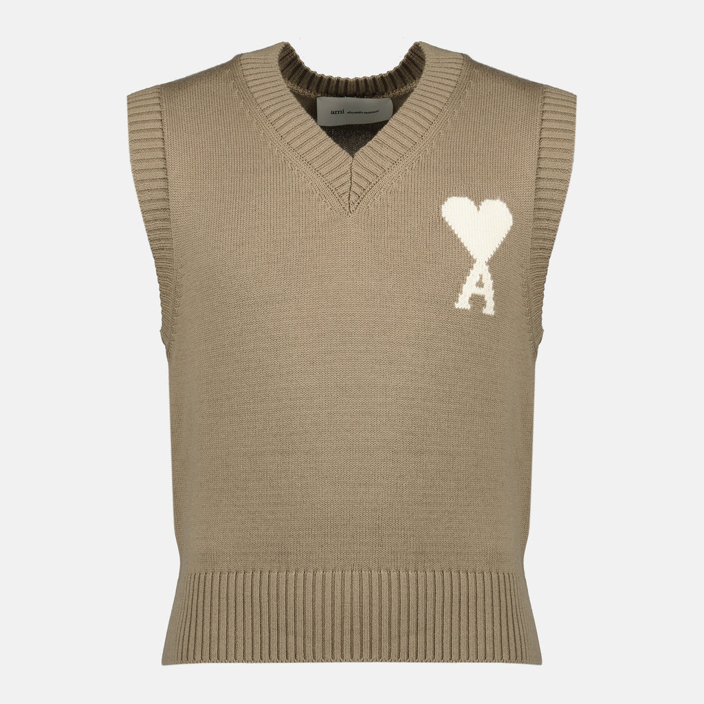 Image de l'article Pull AMI de coeursans manches marron de la marque Ami PARIS pour Unisex - Saison Printemps-Été 2026 - Vue de Face