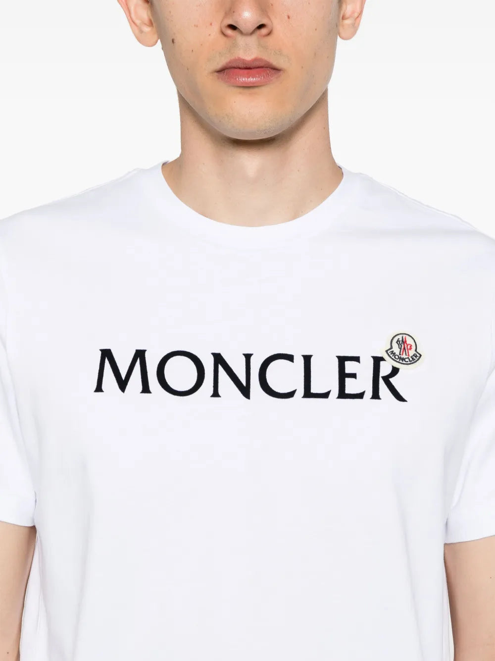 Image of the Moncler Men's Logo T-Shirt - Fall-Winter 2025 - Detailed View_5