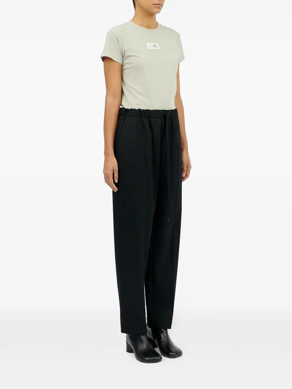 Image de l'article Pantalon en laine de la marque Mm6 pour Femme - Saison Automne-Hiver 2025 - Vue détaillée_1