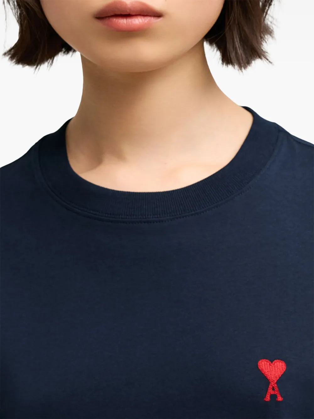Image of the long-sleeve T-shirt 'Ami de cœur' by Ami PARIS for Unisex - Fall-Winter 2025 - Detailed View 8