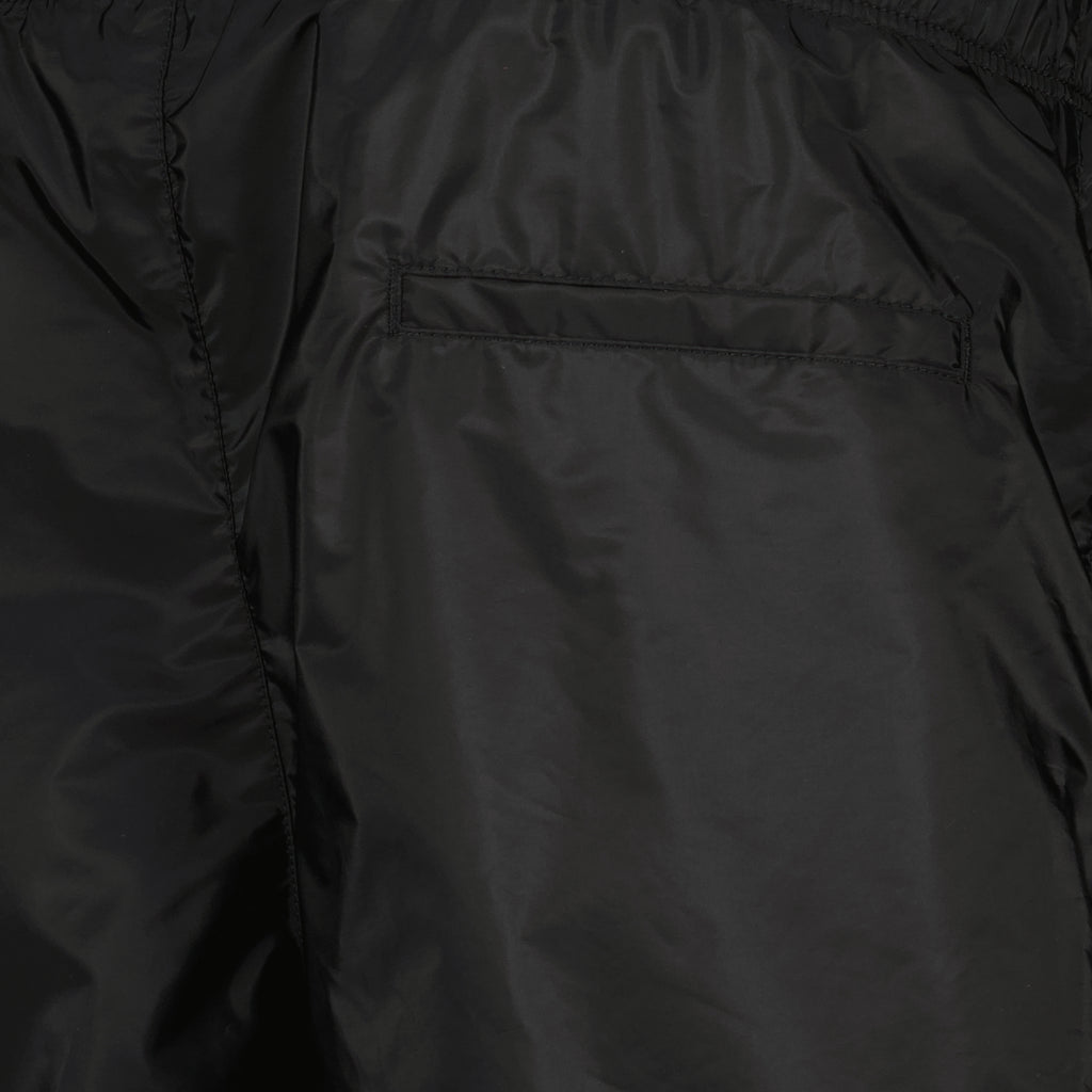 Image de l'article Maillot de bain en Re-Nylon noir de la marque Prada pour Homme - Saison Printemps-Été 2026 - Vue détaillée_2
