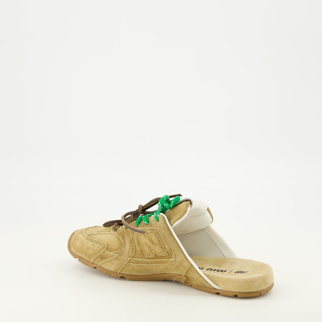 Chaussures ouvertes ニューバランス X ミウミウ 530 SL ミュール Miu Miu Beige Femme