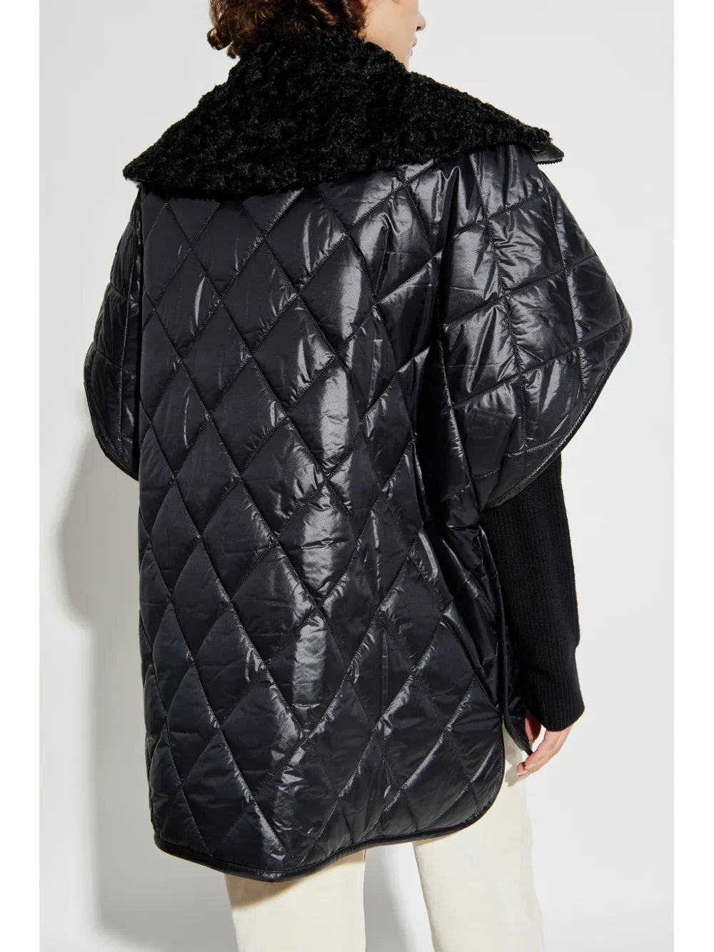 Vestes Cape matelassée Moncler Noir Femme