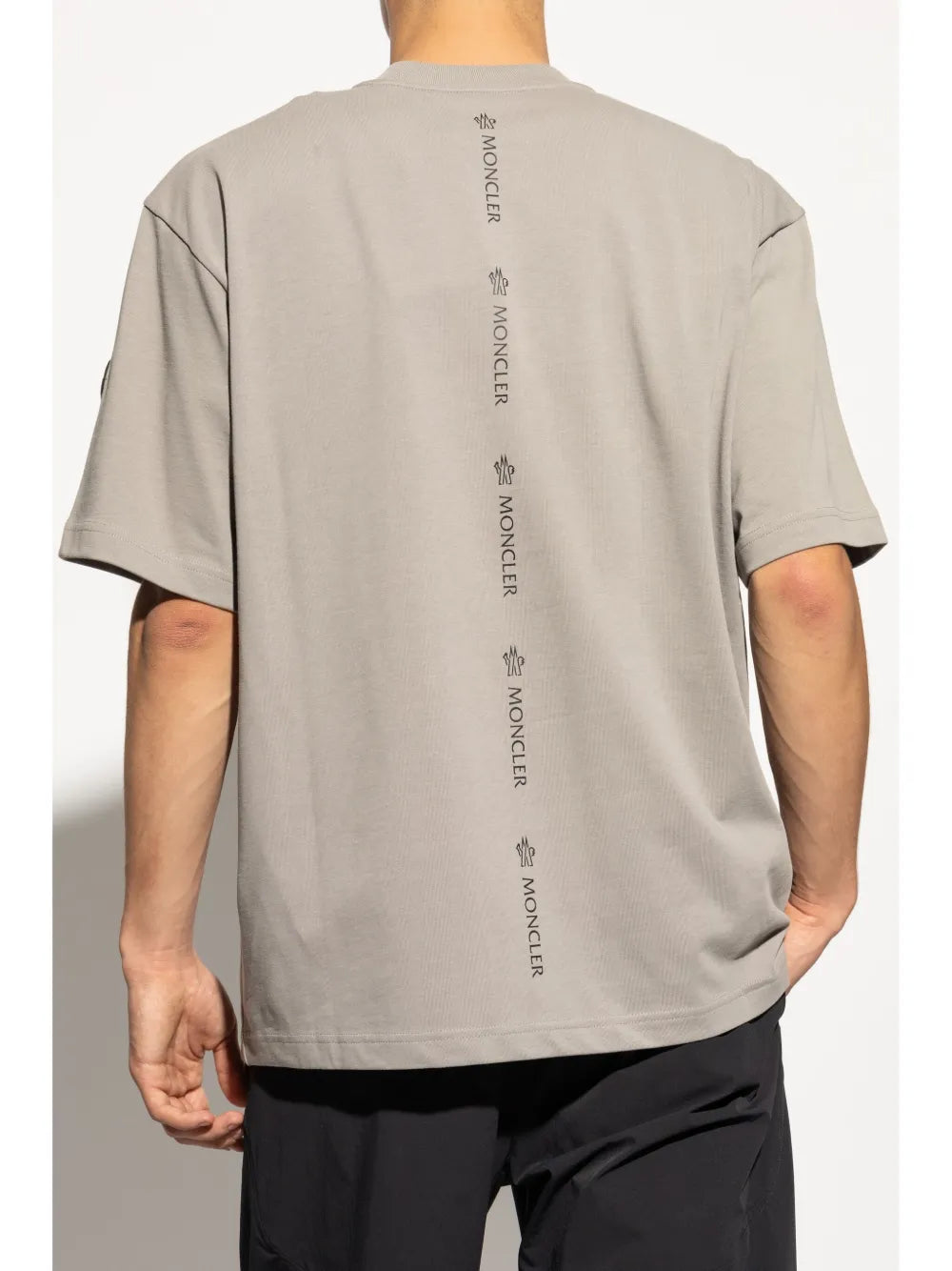 T-shirts T-shirt à logo Moncler Gris Homme