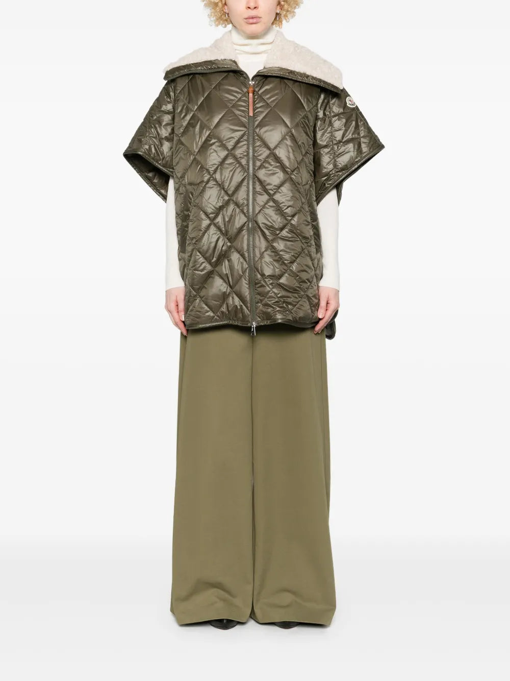 Vestes Cape matelassée Moncler Kaki Femme