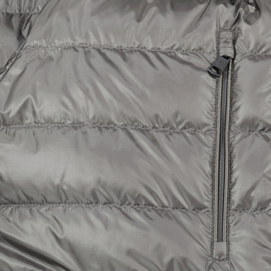 Image of the Moncler Men's Breezes Navy Blue Down Jacket - Spring-Summer 2026 - Detailed View_2