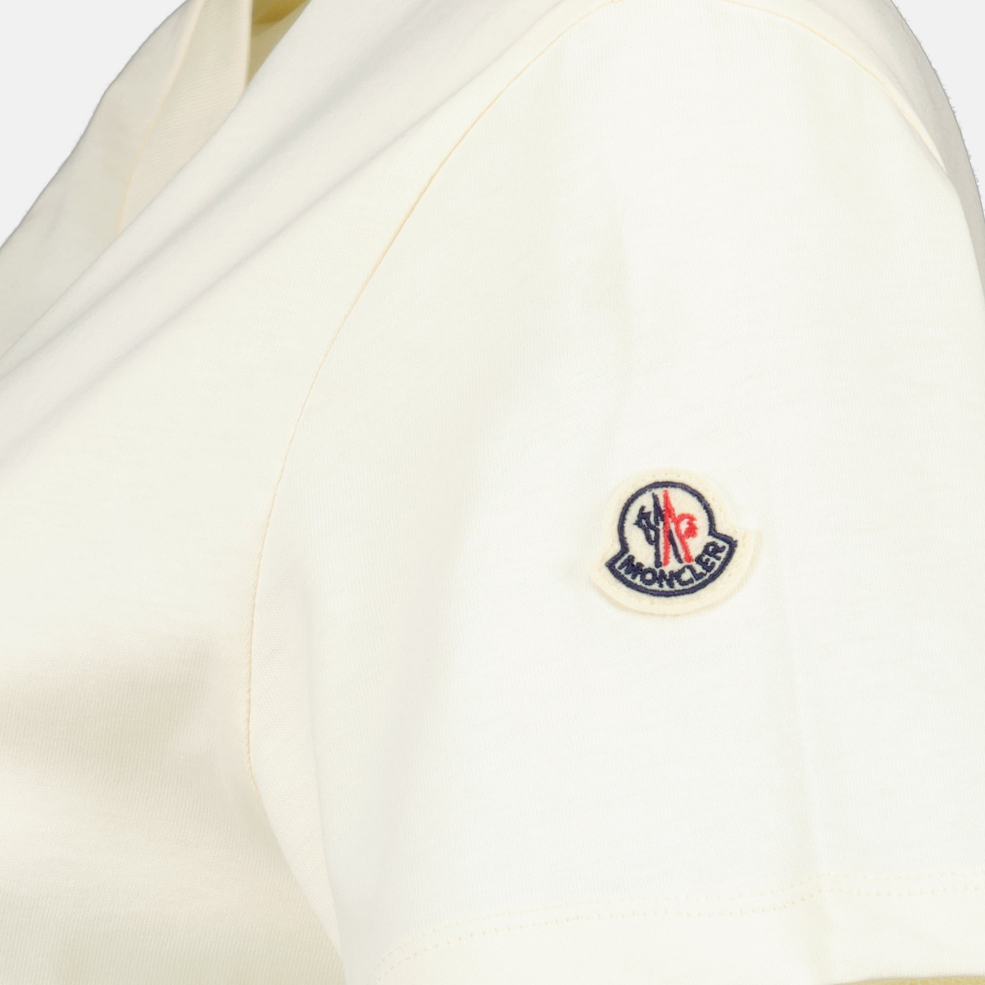 Image de l'article T-shirt logo brodé blanc de la marque Moncler pour Femme - Saison Printemps-Été 2026 - Vue détaillée_2