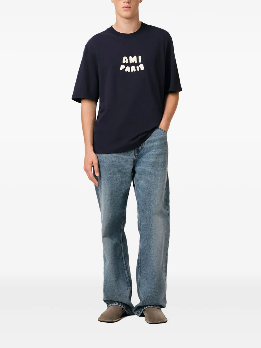 Image de l'article T-shirt patch Ami Paris de la marque Ami PARIS pour Unisex - Saison Printemps-Été 2025 - Vue de Dos