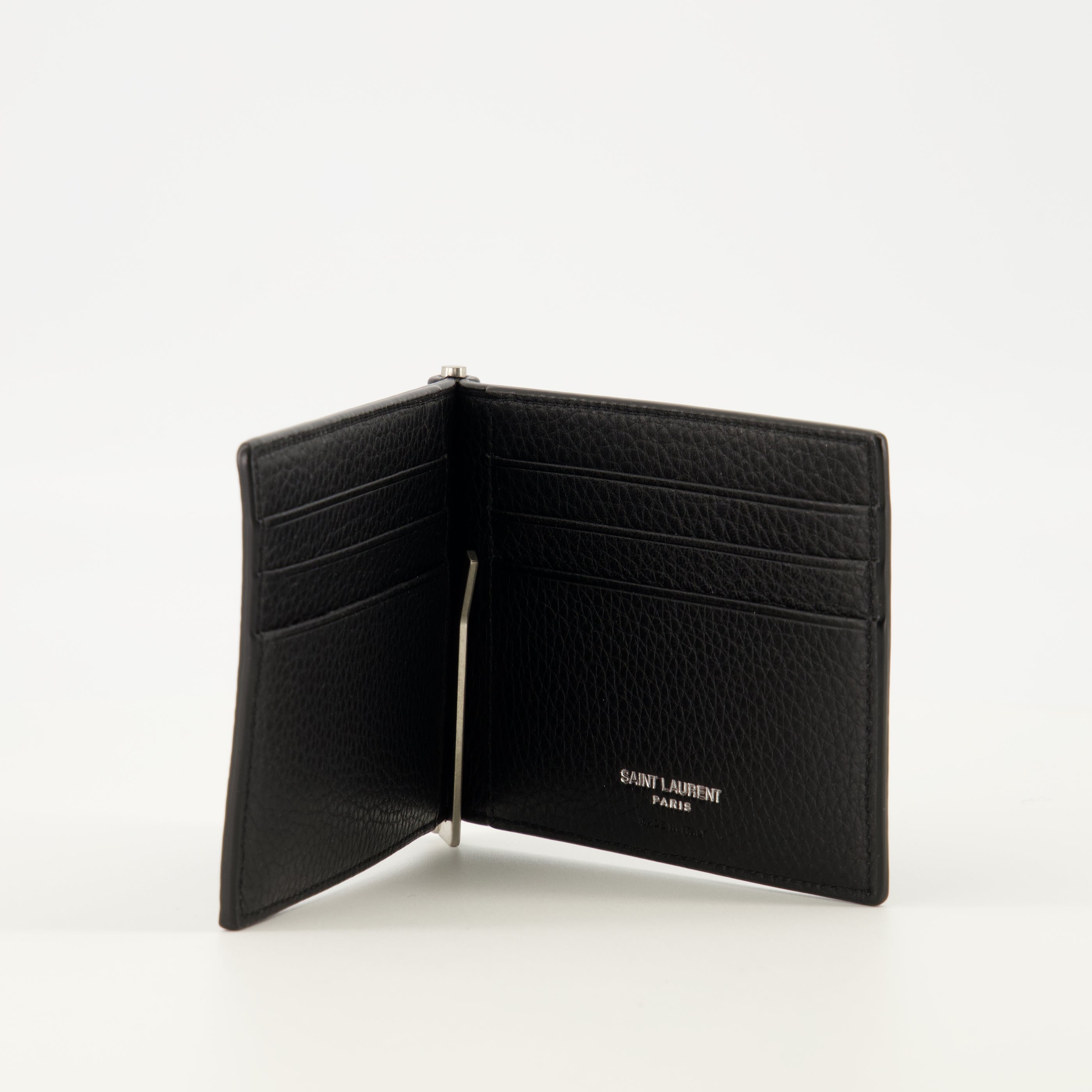 Image de l'article Porte-cartes Cassandre en cuir noir de la marque Saint Laurent pour Homme - Saison Printemps-Été 2026 - Vue détaillée_2