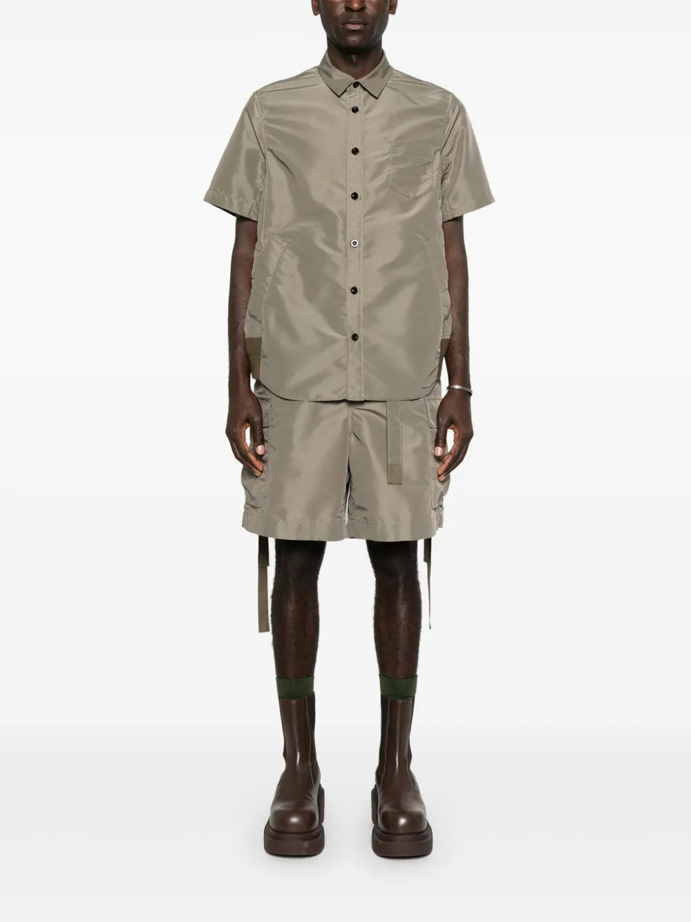 Shorts Short en nylon Sacai Kaki Homme