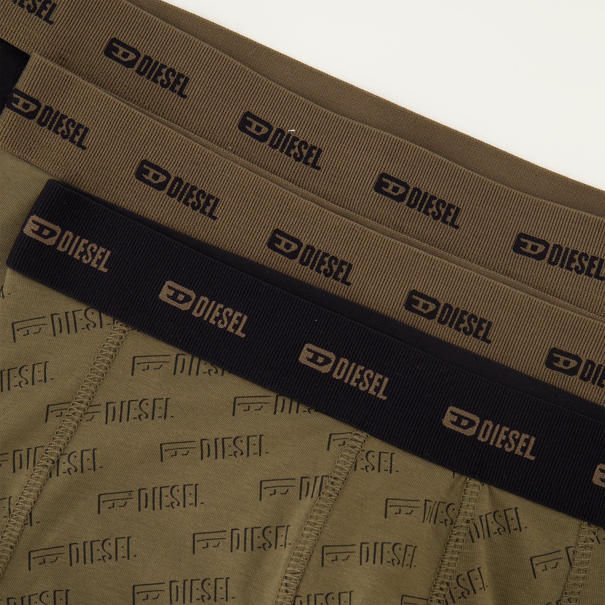 Image of the product Khaki boxer shorts from the Diesel brand for Men - Spring-Summer 2026 - Detailed View_1