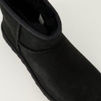 Image of the Ugg Women's Classic Mini II Boots - Autumn-Winter 2025 Season - Detailed top view