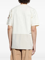 T-Shirts T-Shirt mit Tasche Moncler Grenoble Beige Homme