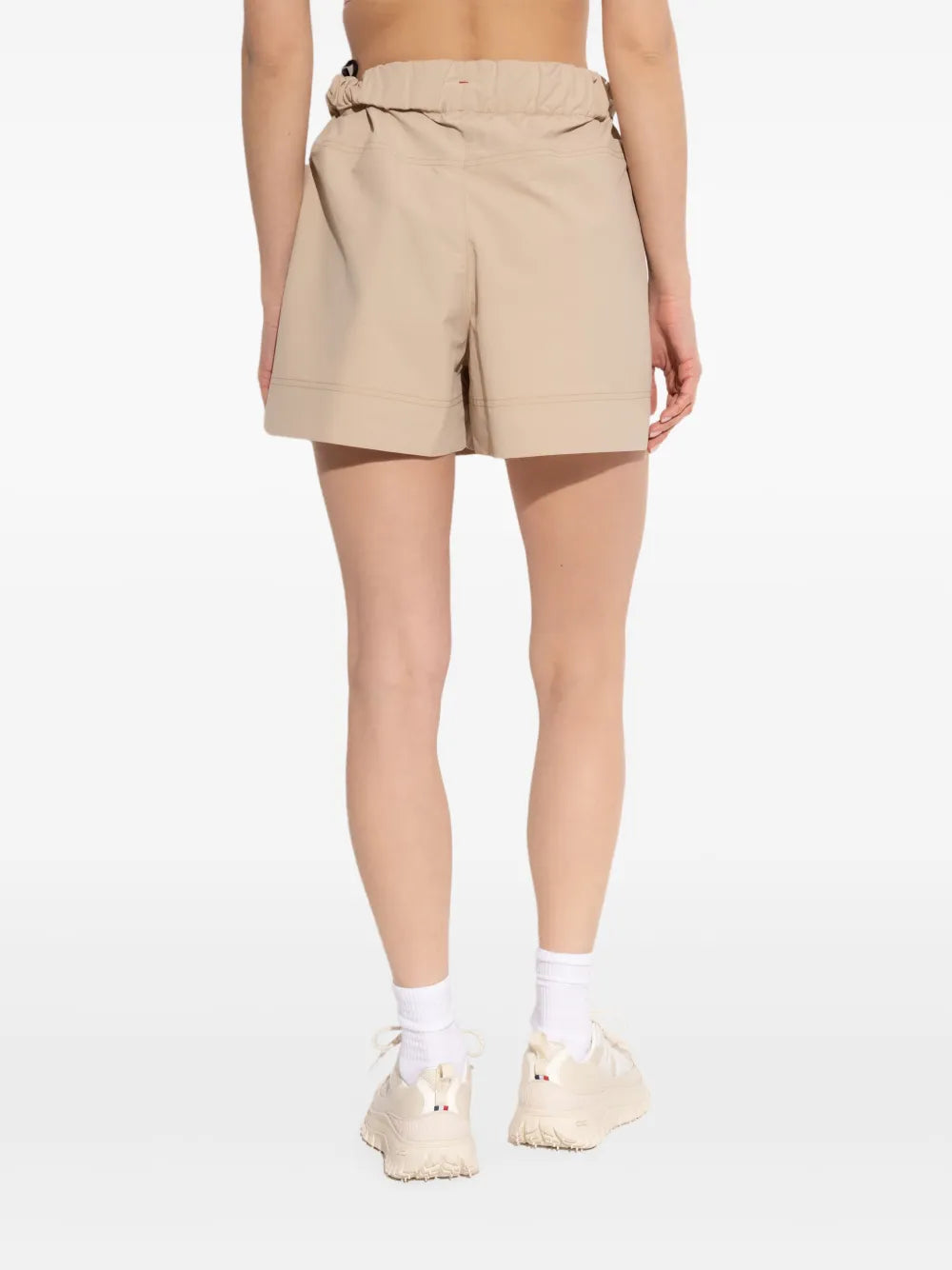 Shorts Calções Técnicos Amassados Moncler Grenoble Bege Femme