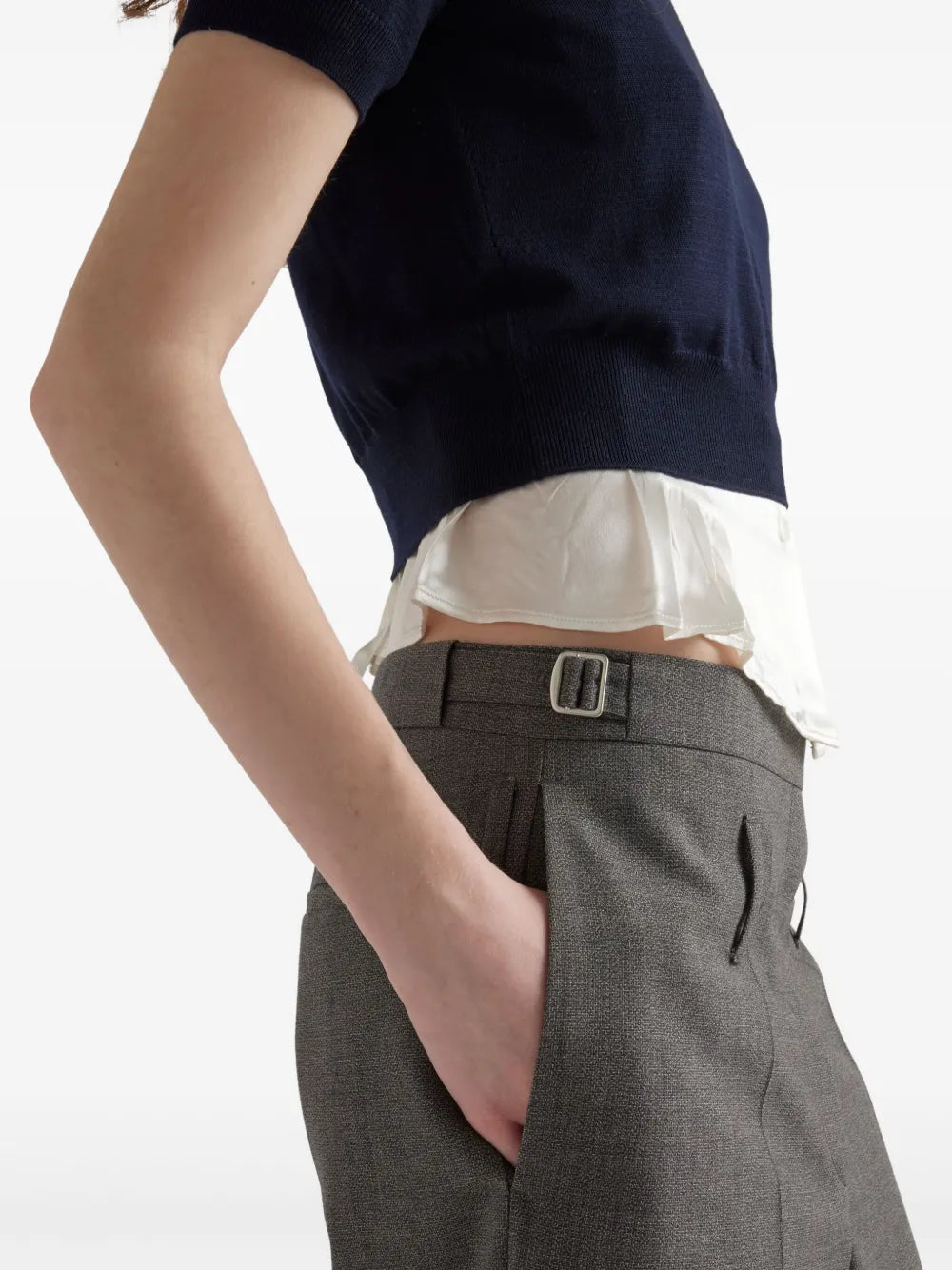 Pantalons Pantalon gris en laine Prada Gris Femme