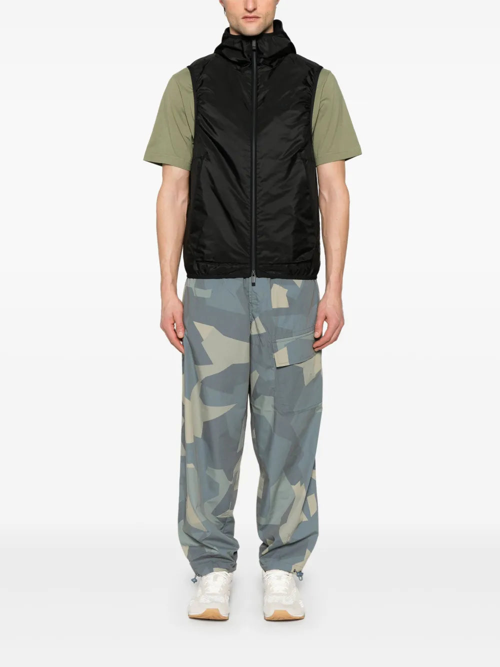 ジャケット モレタン スリーブレス ジャケット Moncler 黒 Homme