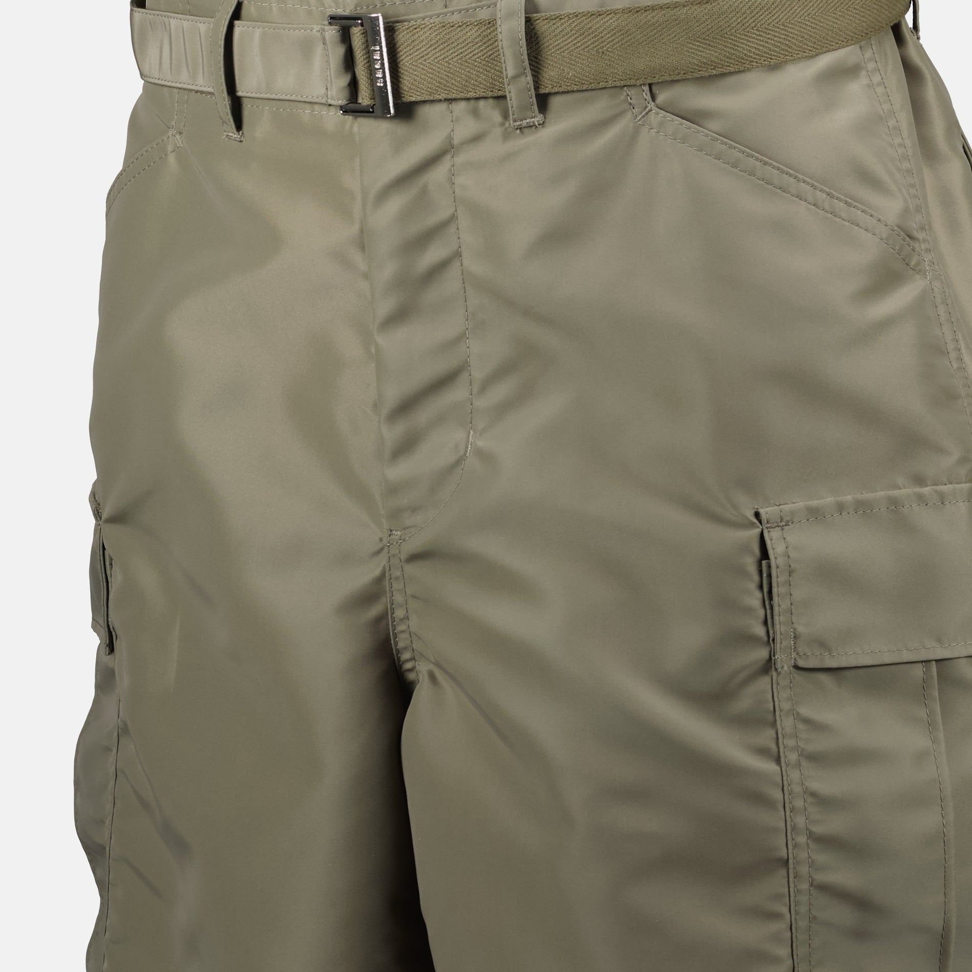 Shorts Short en nylon Sacai Kaki Homme