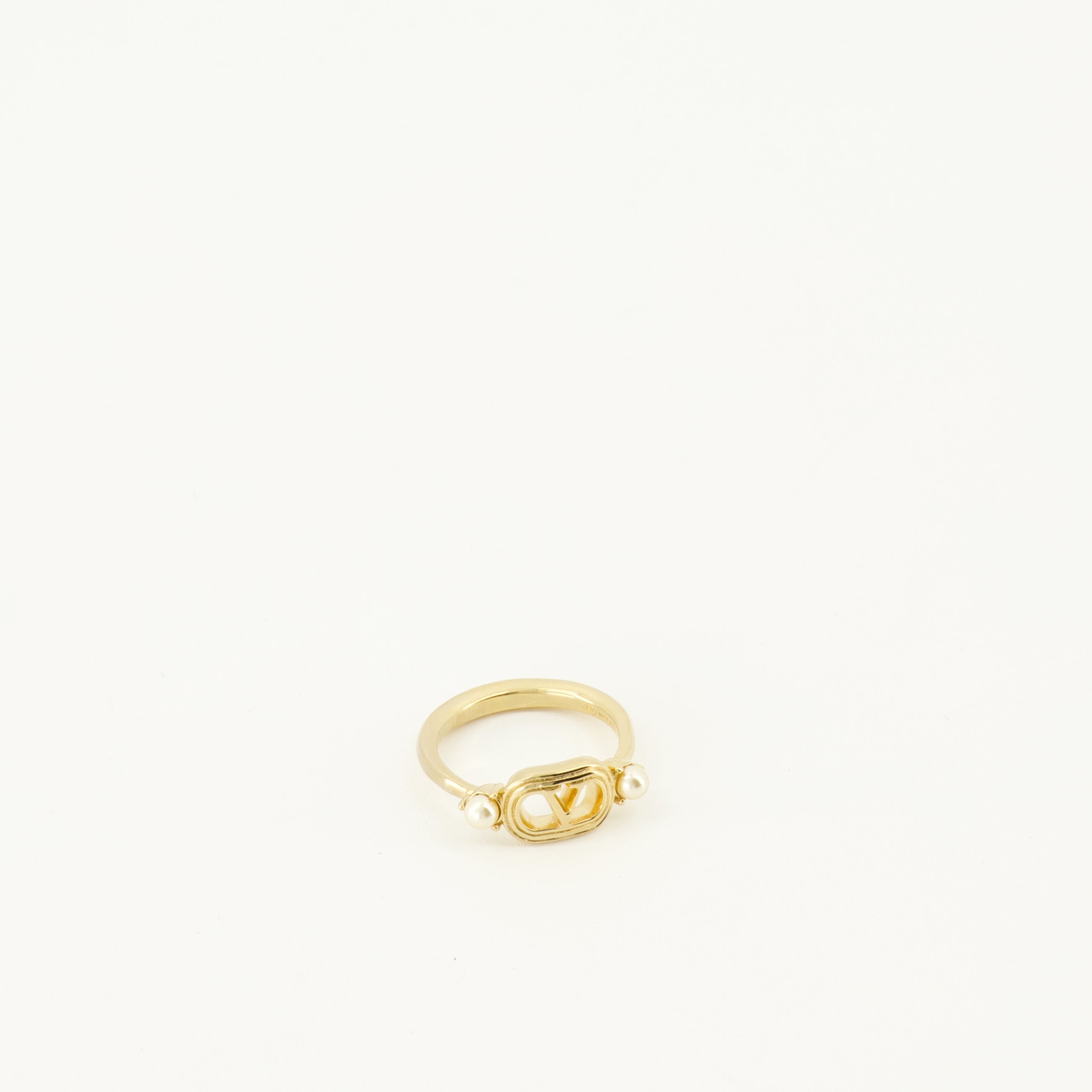 Image de l'article Bague Ovalette en métal et cristaux Swarovski® de la marque Valentino Garavani pour Femme - Saison Printemps-Été 2026 - Vue détaillée_2