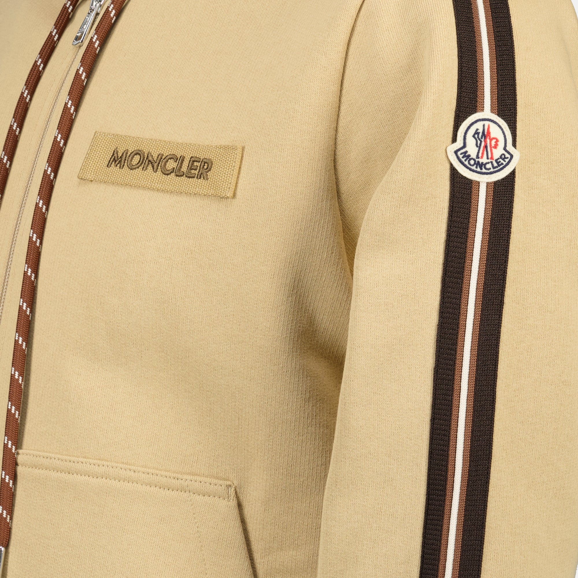 Image de l'article Sweat à capuche marron de la marque Moncler pour Homme - Saison Printemps-Été 2026 - Vue détaillée_1