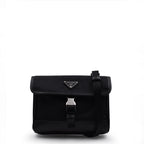 Sacs bandoulière Mini pochette en Re-Nylon et cuir noir Prada Noir Homme