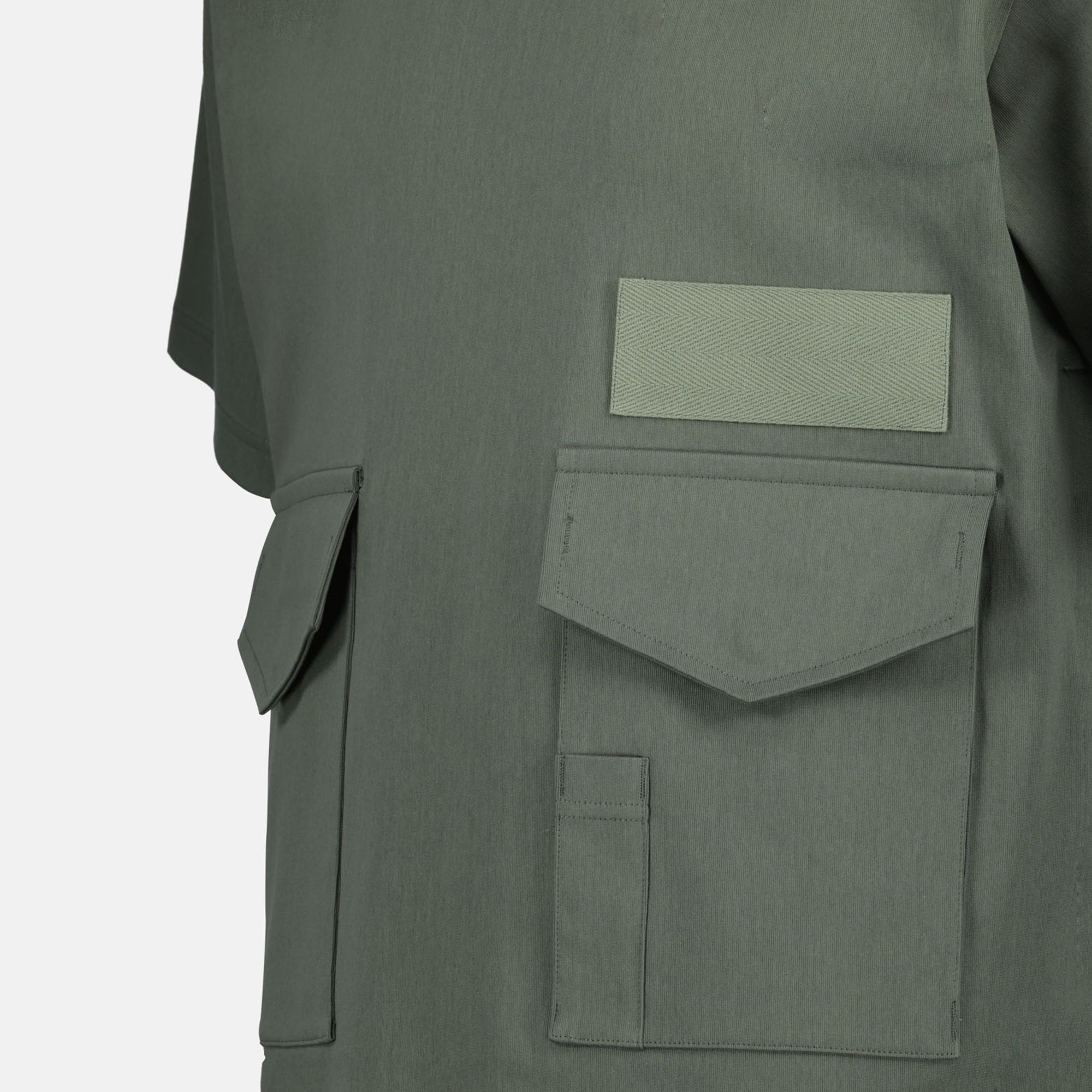 T-shirts T-shirt à poches Sacai Kaki Homme