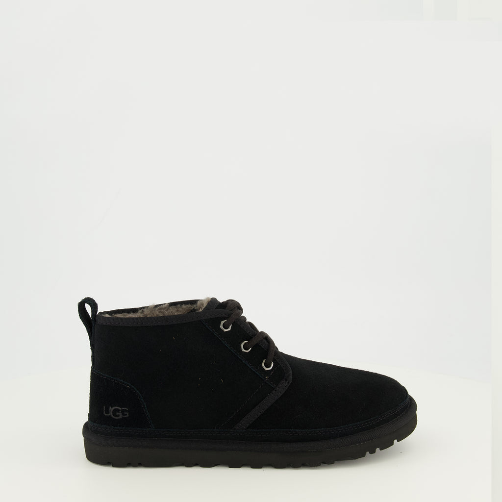Image of the Ugg Men's Neumel Black Boots - Spring-Summer 2026 - Right side view