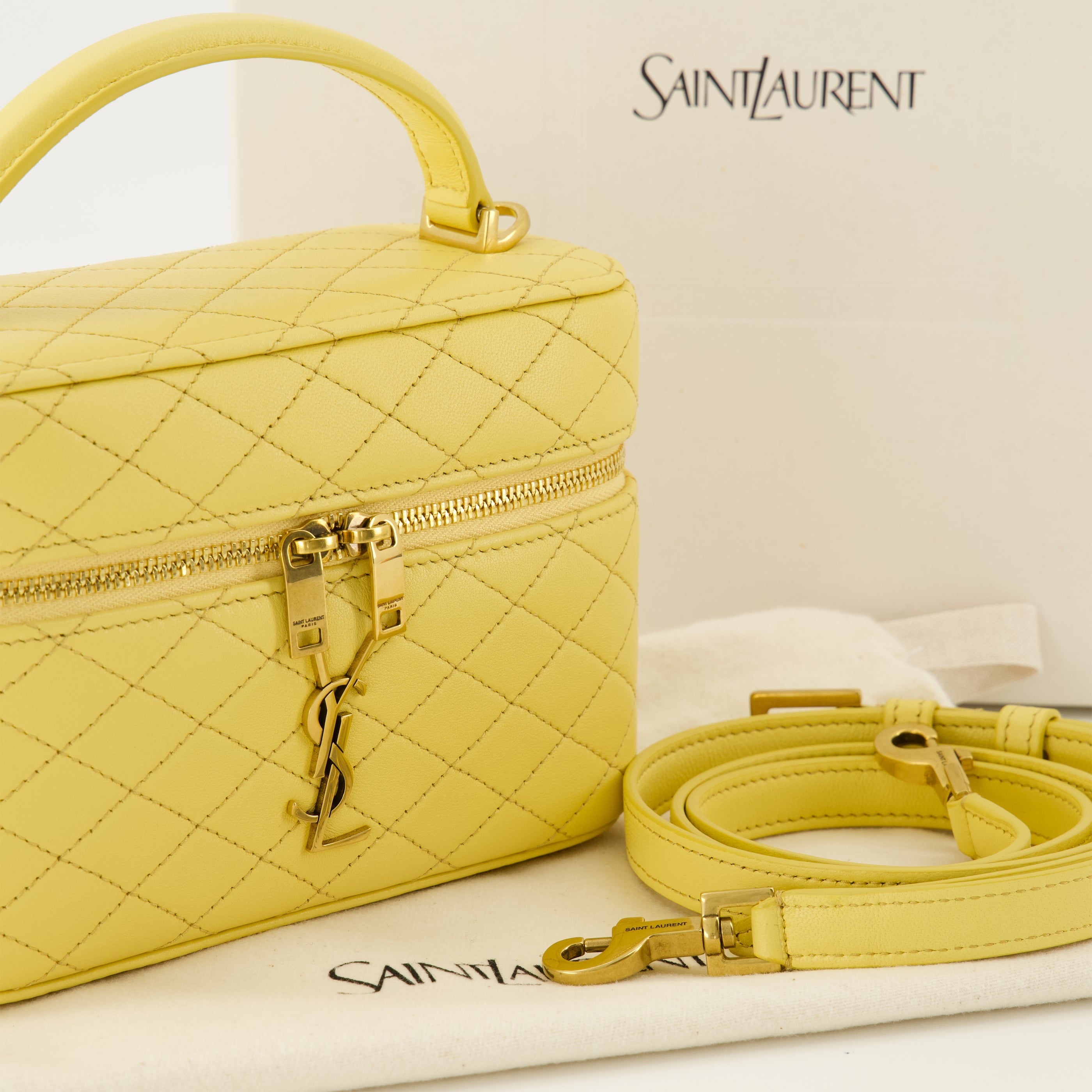 Sacs bandoulière Sac Gaby Vanity jaune en cuir d'agneau Saint Laurent Jaune Femme