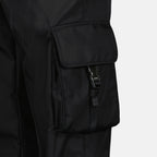 Pantalones Pantalon cargo en Re-Nylon Prada Negro Homme