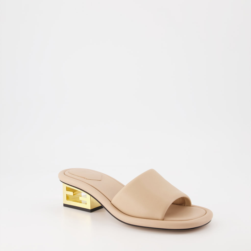Chaussures ouvertes Sandales à talons en cuir Fendi Beige Femme