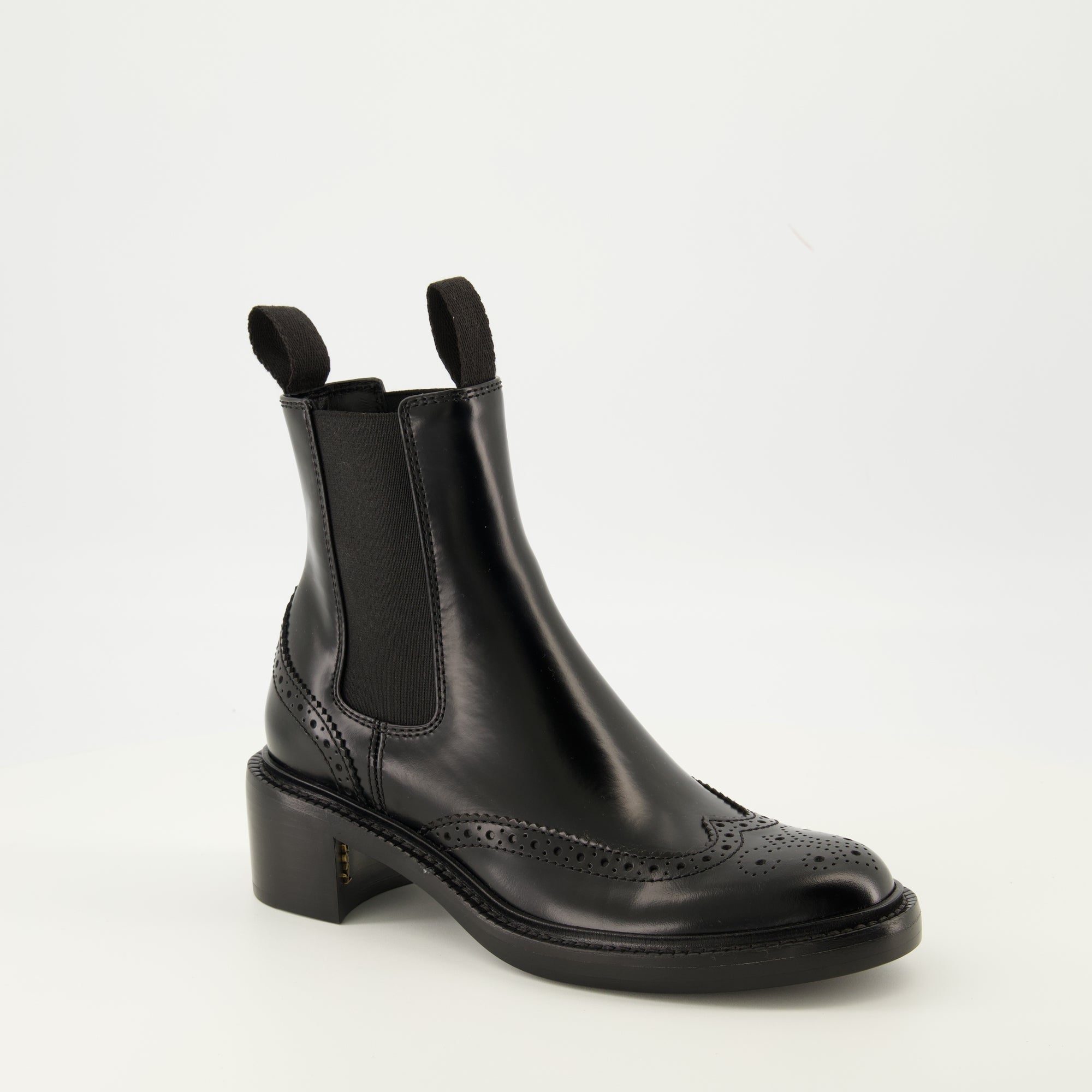 Image de l'article Bottines Chelsea de la marque Saint Laurent pour Femme - Saison Automne-Hiver 2025 - Vue trois quarts avant droite