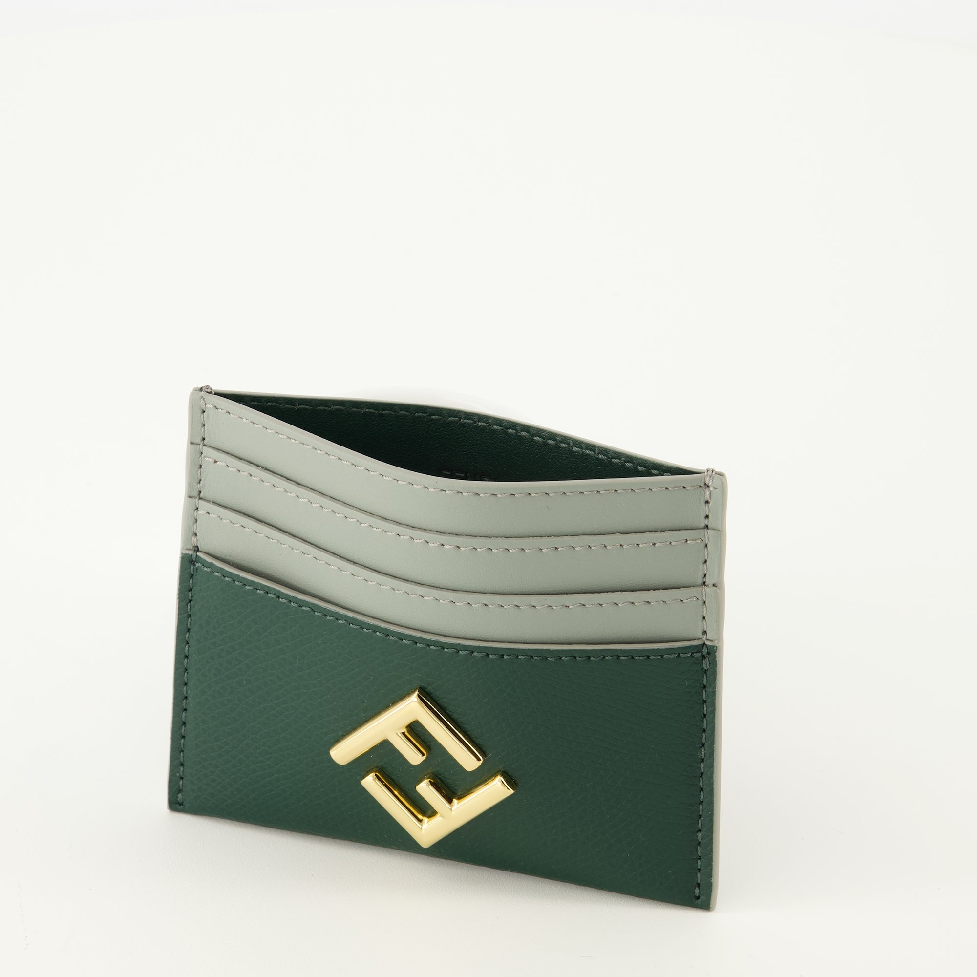 Image of the Ff Diamonds green cardholder from the Fendi brand for Women - Fall-Winter 2025 - Detailed View 2