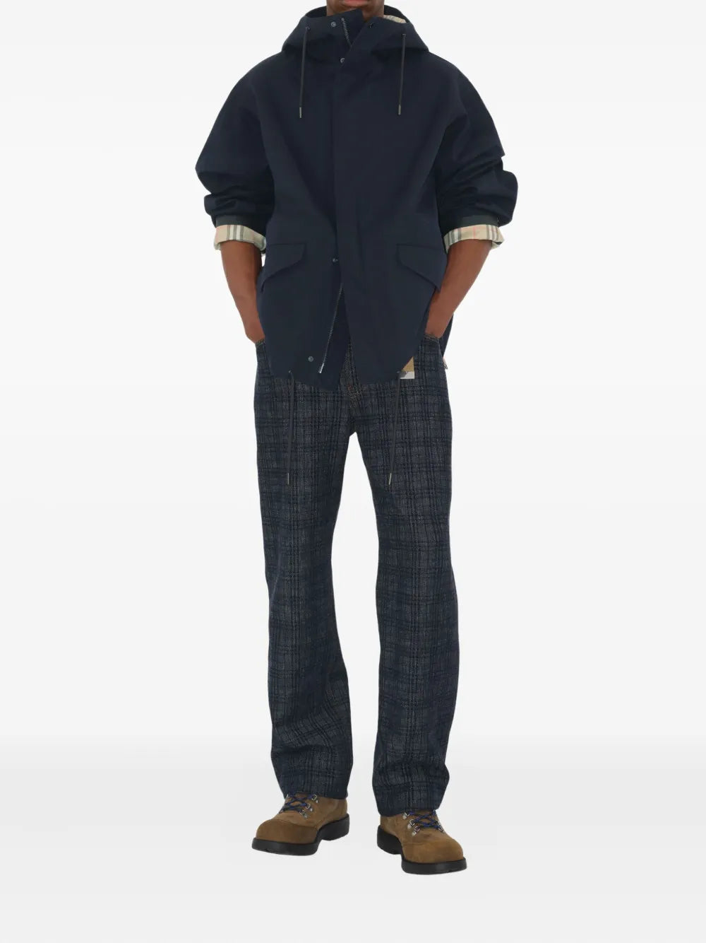 Image of the Burberry brand short parka for men - Autumn-Winter 2025 - Detailed View 8