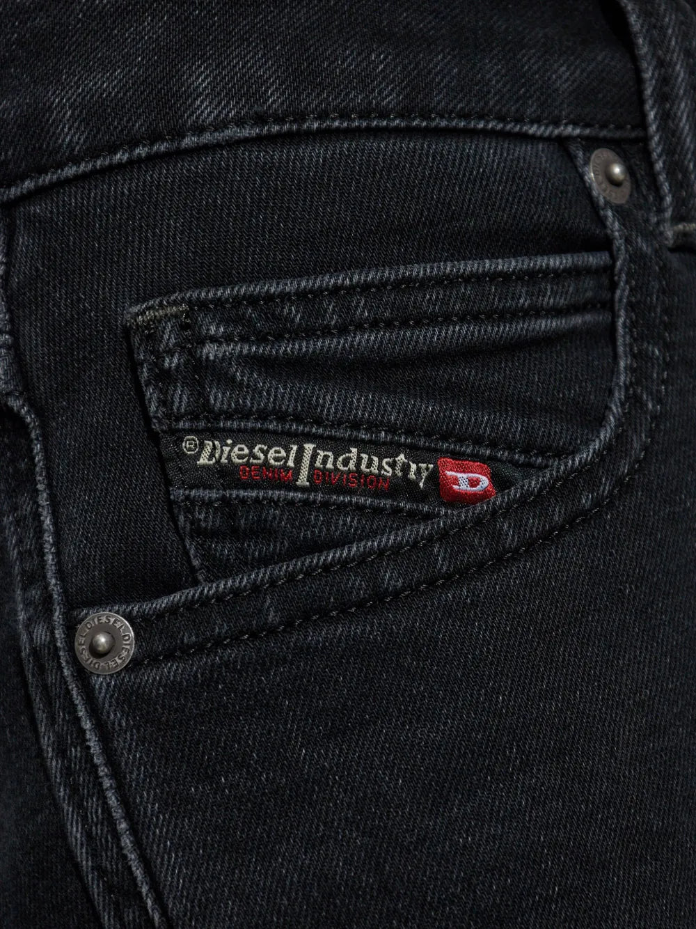 Image de l'article Jean D-Jiann 1992 L.30 de la marque Diesel pour Femme - Saison Automne-Hiver 2025 - Vue détaillée_5