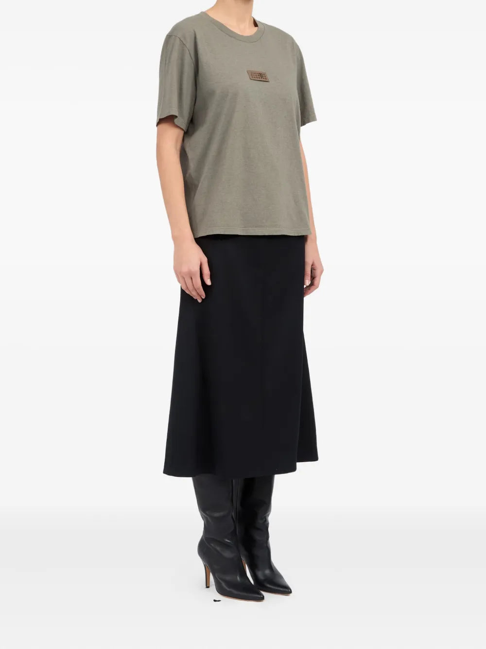 Immagine della T-shirt Numeric del marchio Mm6 per Donna - Stagione Autunno-Inverno 2025 - Vista Dettagliata_1