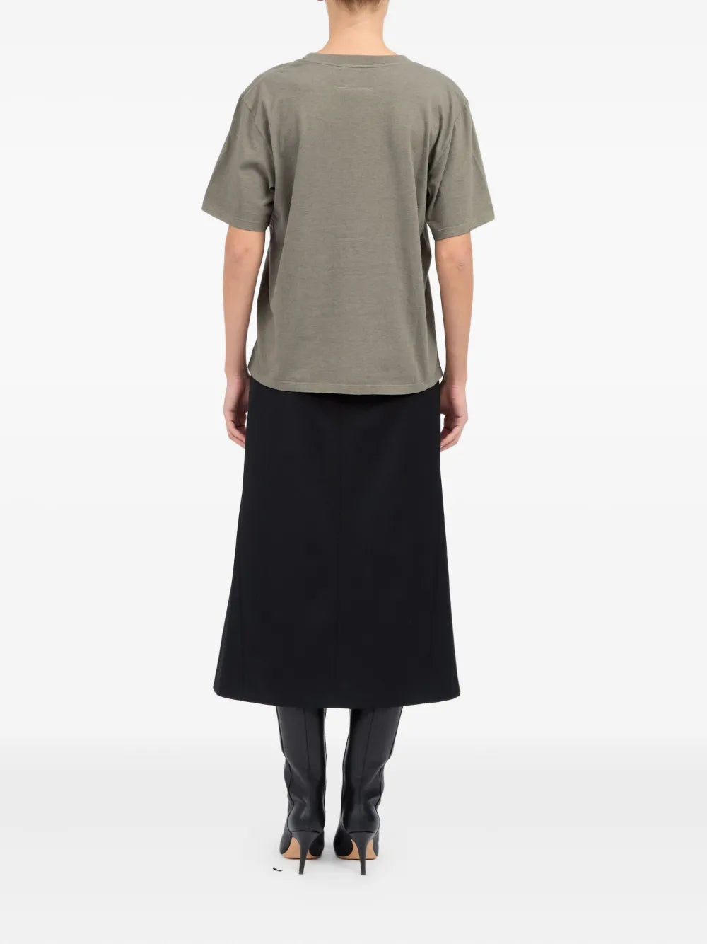 Immagine della T-shirt Numeric del marchio Mm6 per Donna - Stagione Autunno-Inverno 2025 - Vista Dettagliata_4