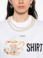 Bild des bedruckten T-Shirts der Marke Moschino für Damen - Herbst-Winter-Saison 2025 - Detailansicht_5